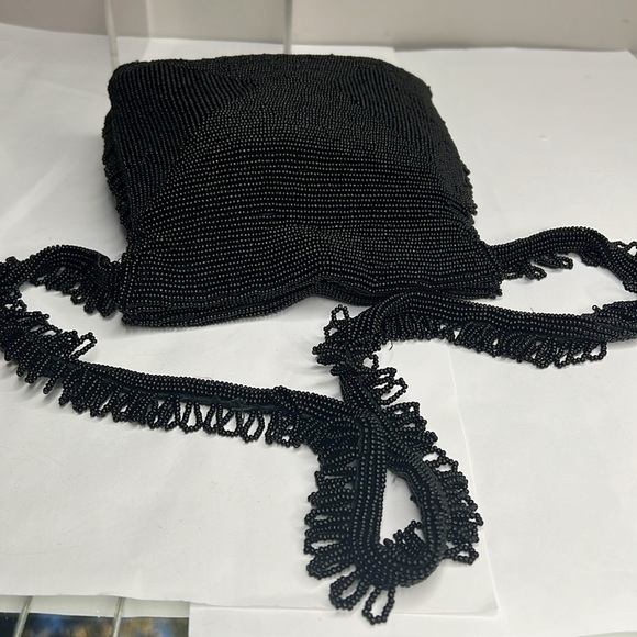Delill Hand Made Black Beaded Tassels Snap Shoulder Bag - Picture 2 of 12